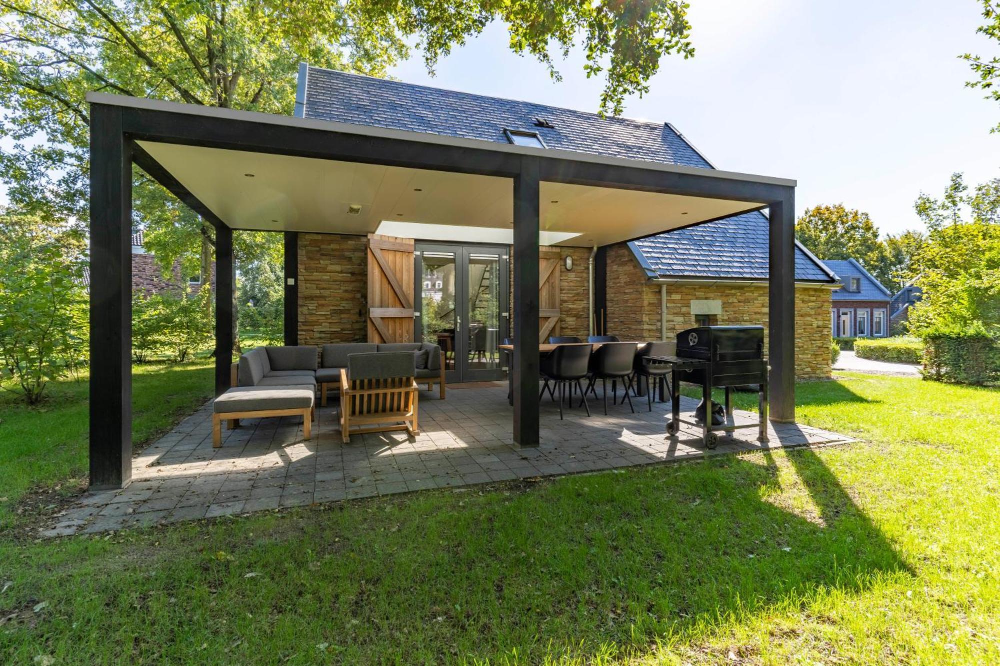 Dormio Resort Maastricht Rom bilde