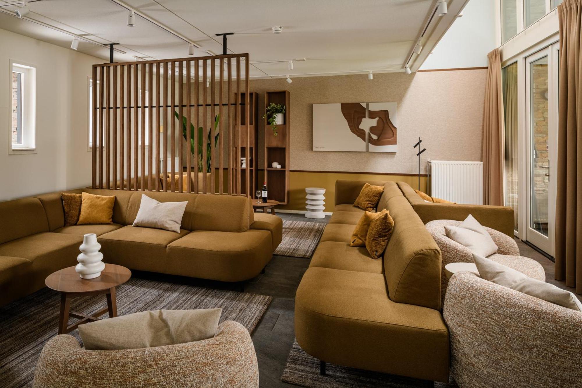 Dormio Resort Maastricht Rom bilde