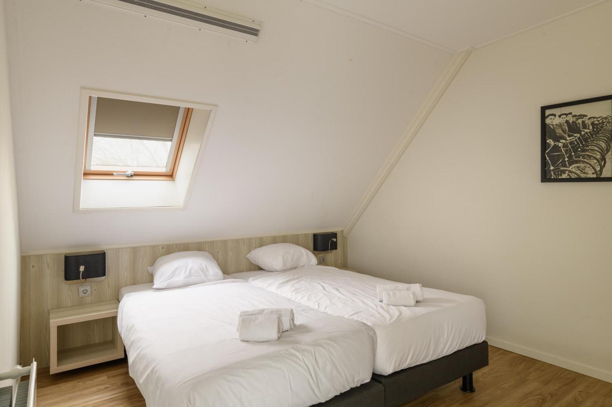 Dormio Resort Maastricht Rom bilde